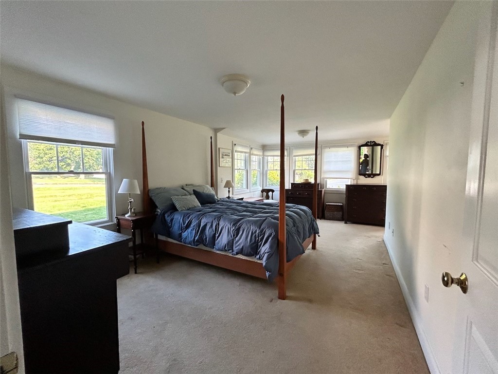 67 High Street Jamestown, RI 02835 - Photo 8 of 11