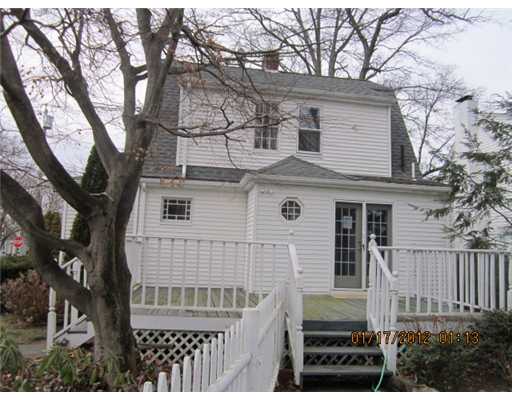 188 Calaman Road Cranston, RI 02910 - Photo 16 of 19 Exterior Front.