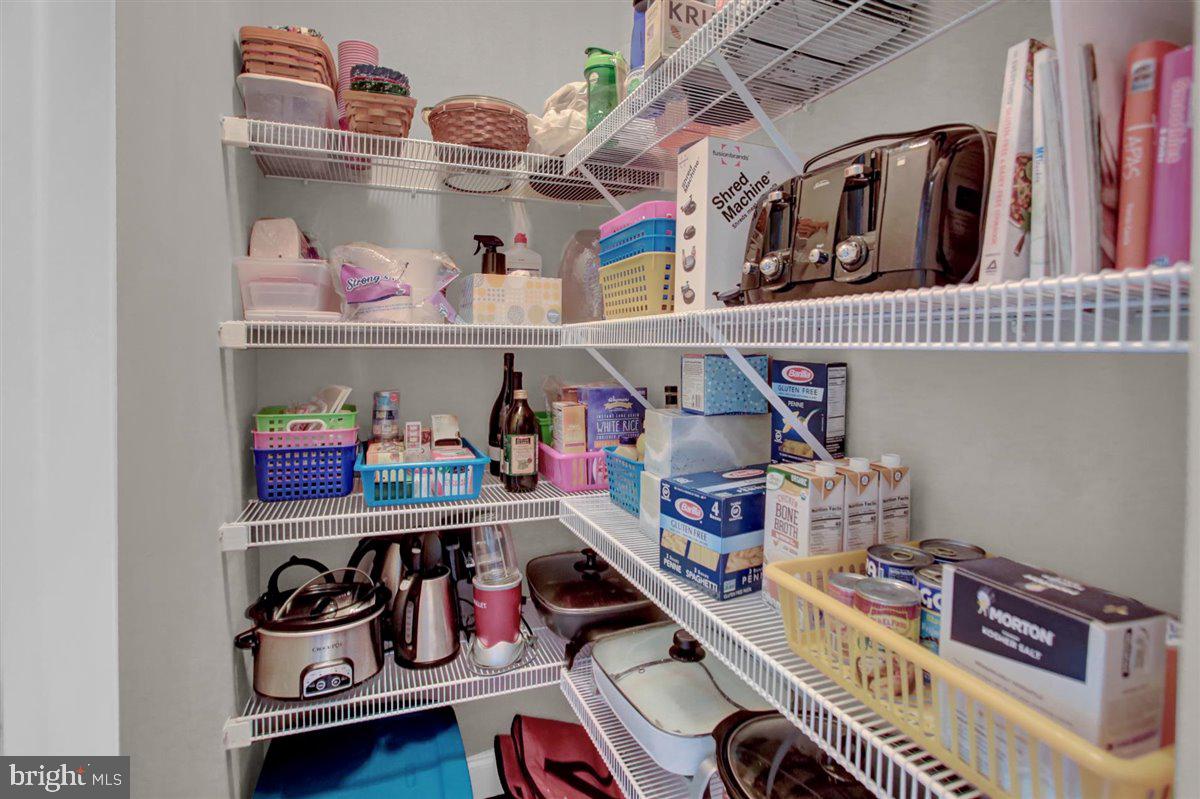 5 Millfording Road Mechanicsburg, PA 17050 - Photo 26 of 62 Walk in Pantry