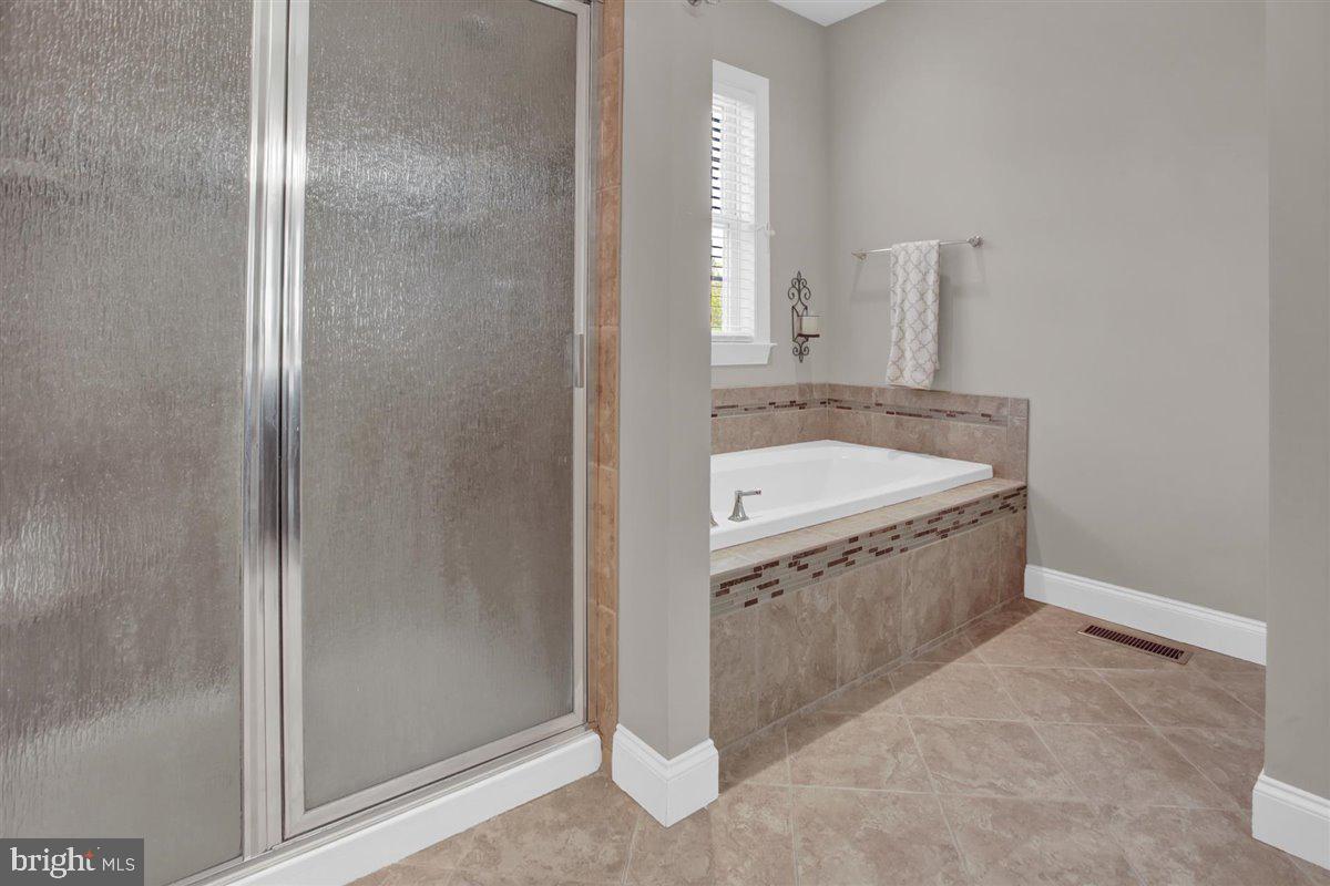 5 Millfording Road Mechanicsburg, PA 17050 - Photo 46 of 62 Master Bath