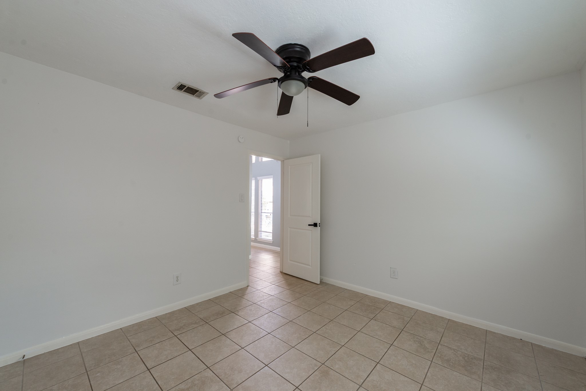 1022 White Sands Road Katy, TX 77450 - Photo 25 of 27 Secondary bedroom 2.