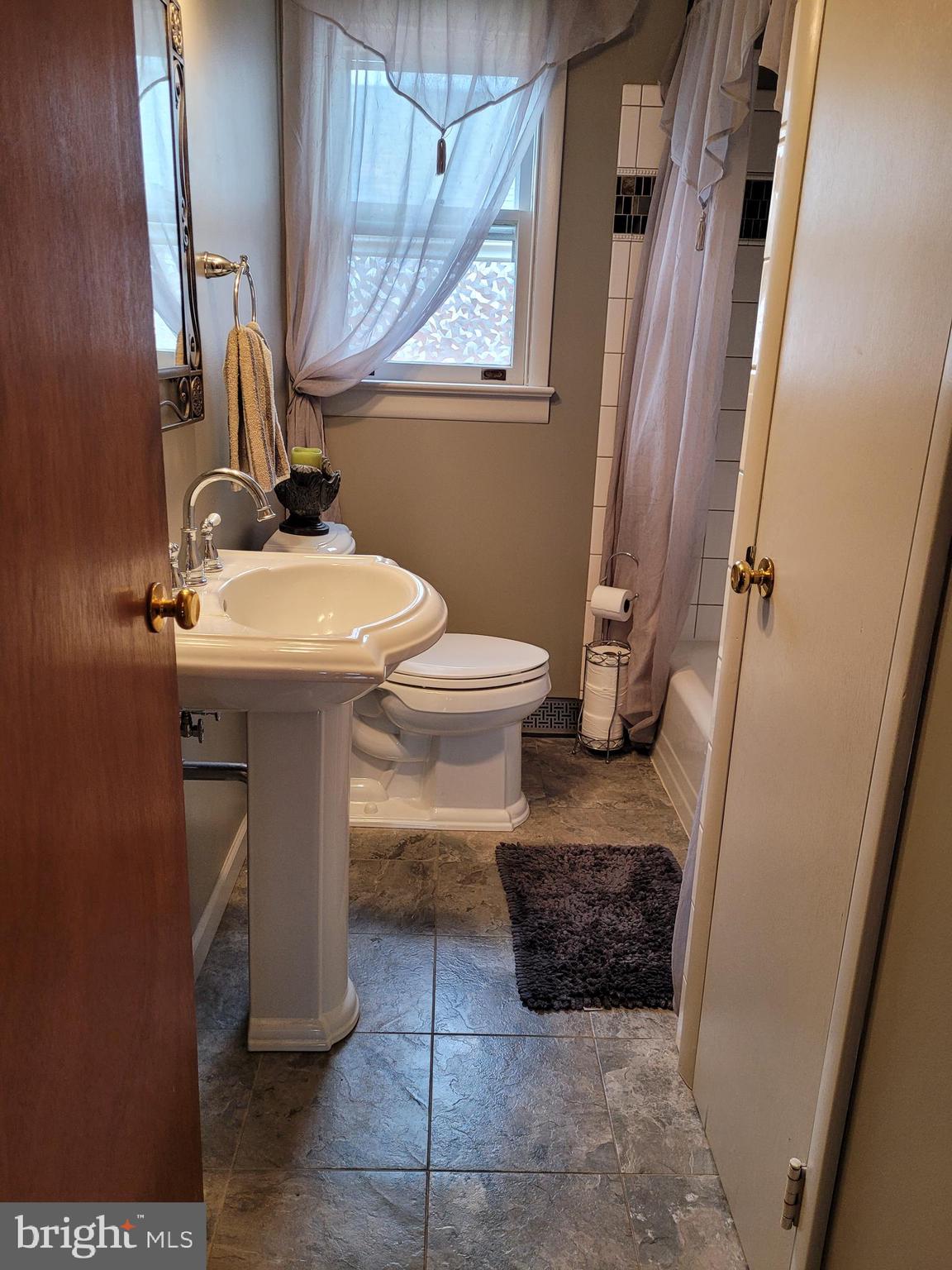 1098 Rohrerstown Road Lancaster, PA 17601 - Photo 16 of 30 Gallery Image 16
