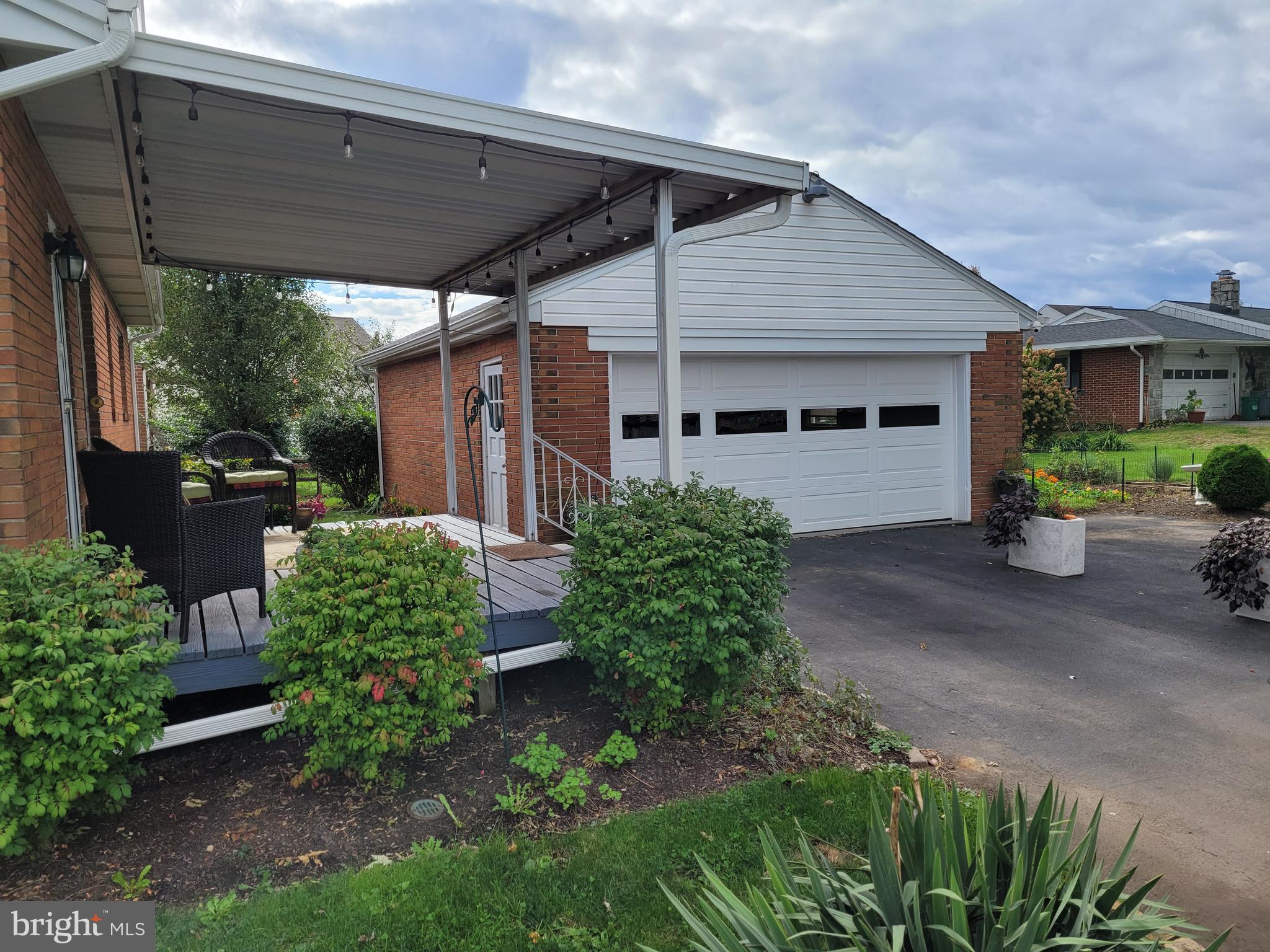 1098 Rohrerstown Road Lancaster, PA 17601 - Photo 6 of 30 Gallery Image 6