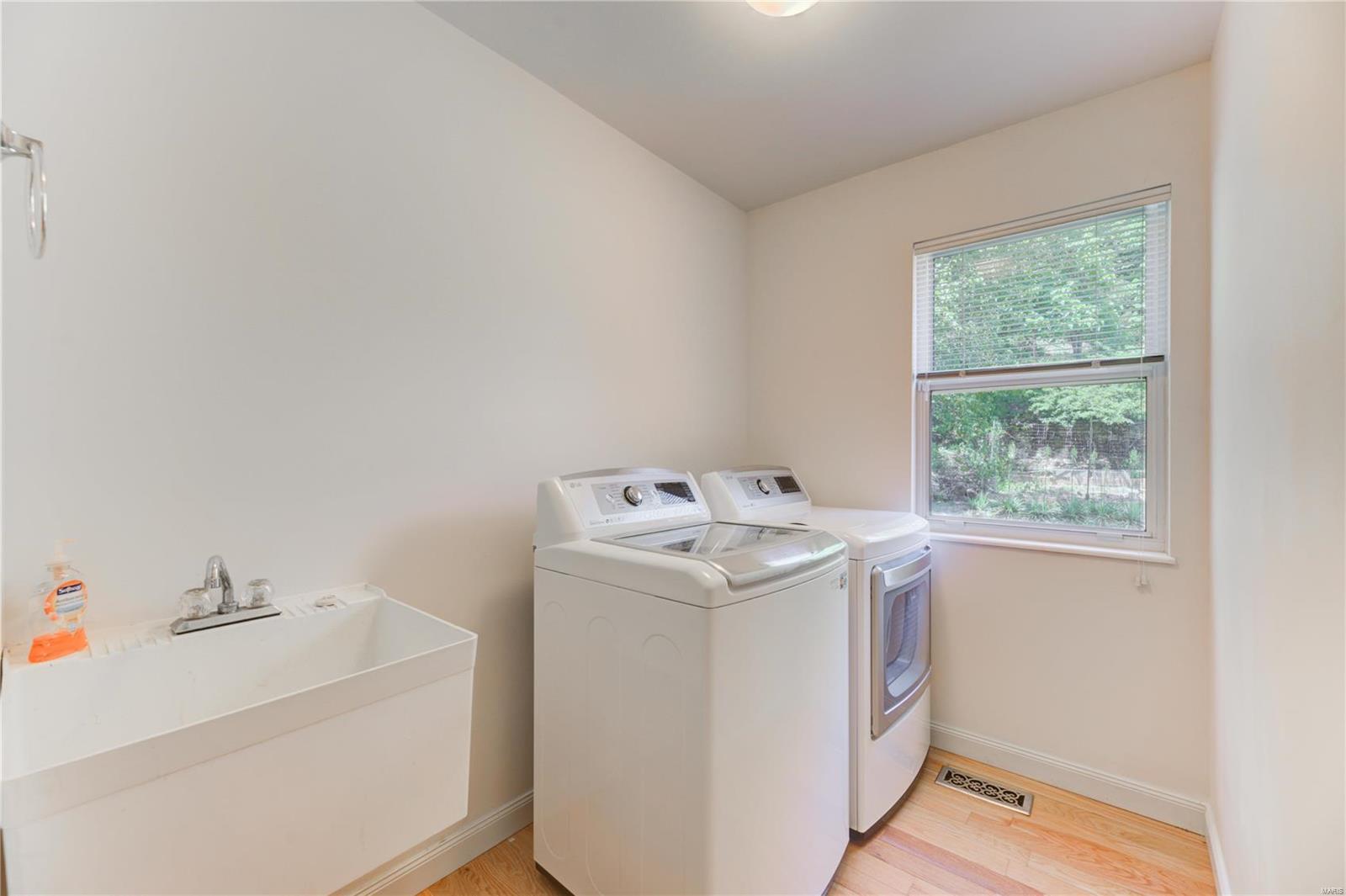 950 Kiefer Trails Drive Ballwin, MO 63021 - Photo 11 of 22