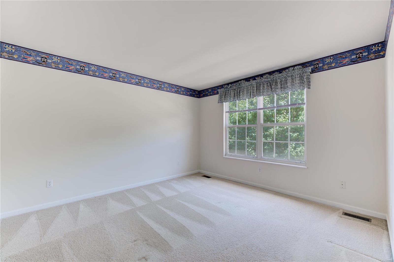 950 Kiefer Trails Drive Ballwin, MO 63021 - Photo 15 of 22