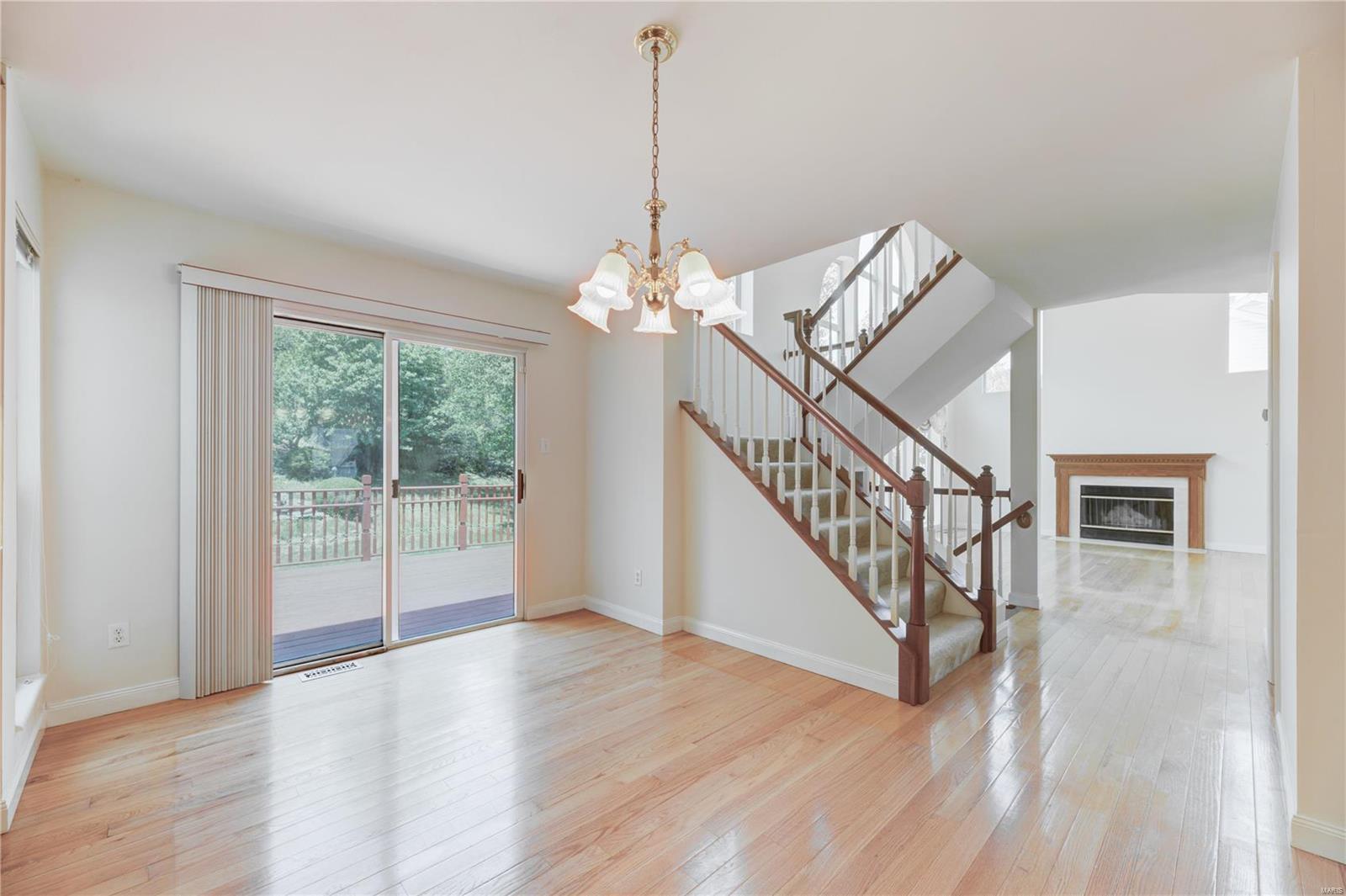 950 Kiefer Trails Drive Ballwin, MO 63021 - Photo 7 of 22