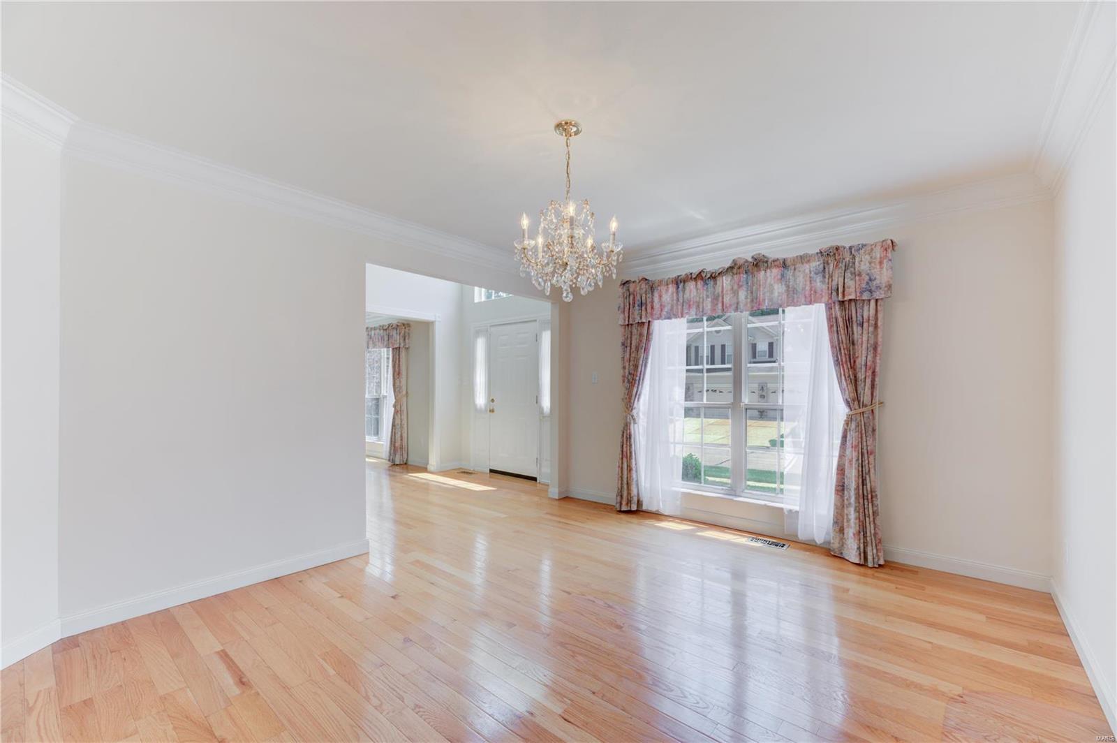 950 Kiefer Trails Drive Ballwin, MO 63021 - Photo 9 of 22