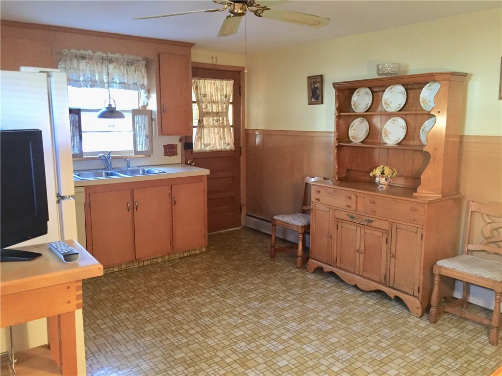 47 Raphael Avenue Providence, RI 02904 - Photo 11 of 35 Gallery Image 11