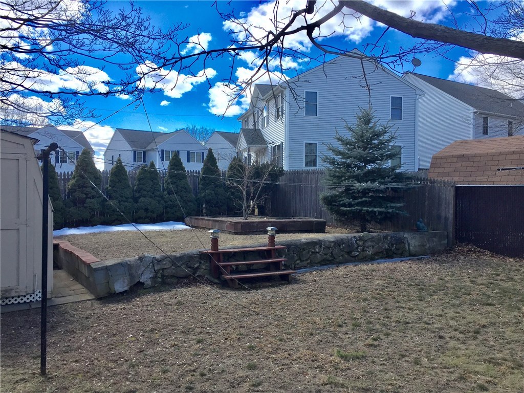 47 Raphael Avenue Providence, RI 02904 - Photo 5 of 35 Gallery Image 5