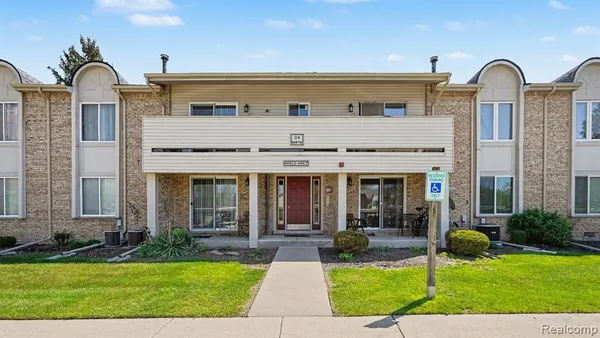 $1,525 | 44413 Savery Drive, Canton, MI 48187