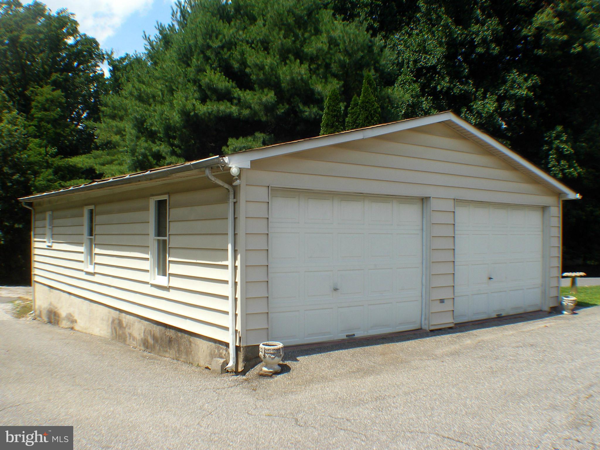 3426 Chapman Road Randallstown, MD 21133 - Photo 20 of 29 Exterior (Rear)