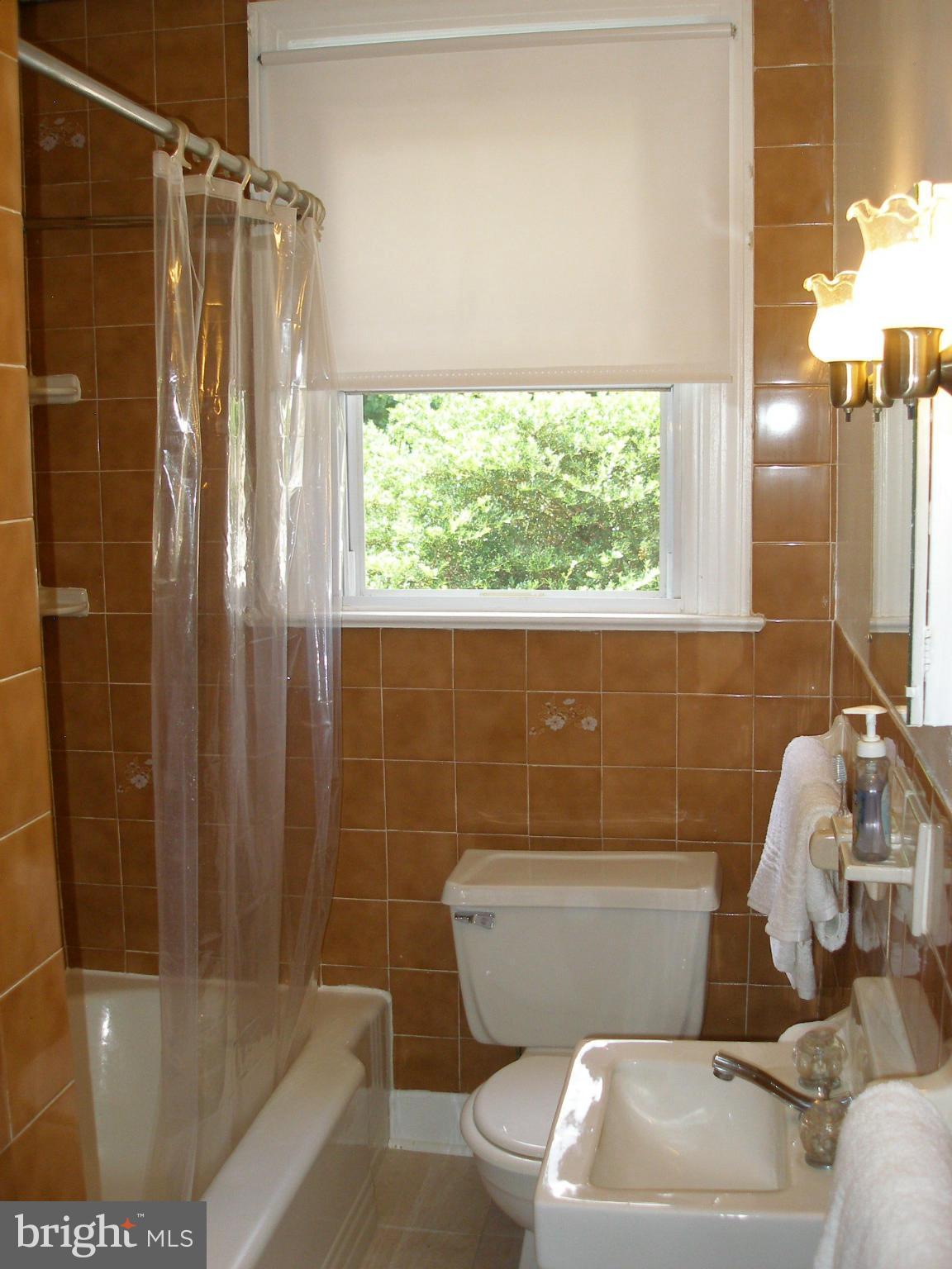 3426 Chapman Road Randallstown, MD 21133 - Photo 8 of 29 Updated Ceramic Tile Baths