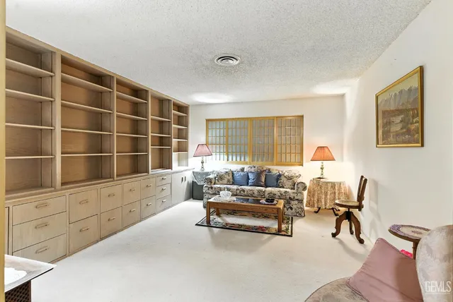 $299,000 | Undisclosed Address, Lake Isabella, CA 93240