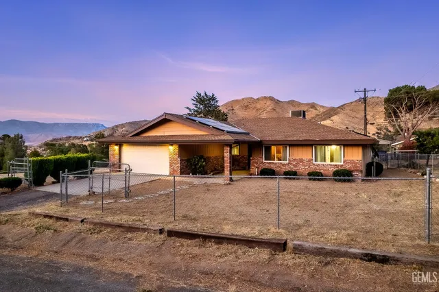 $299,000 | Undisclosed Address, Lake Isabella, CA 93240