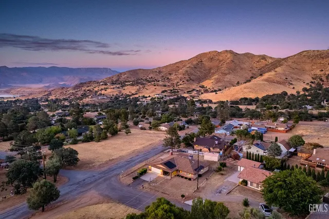 $299,000 | Undisclosed Address, Lake Isabella, CA 93240