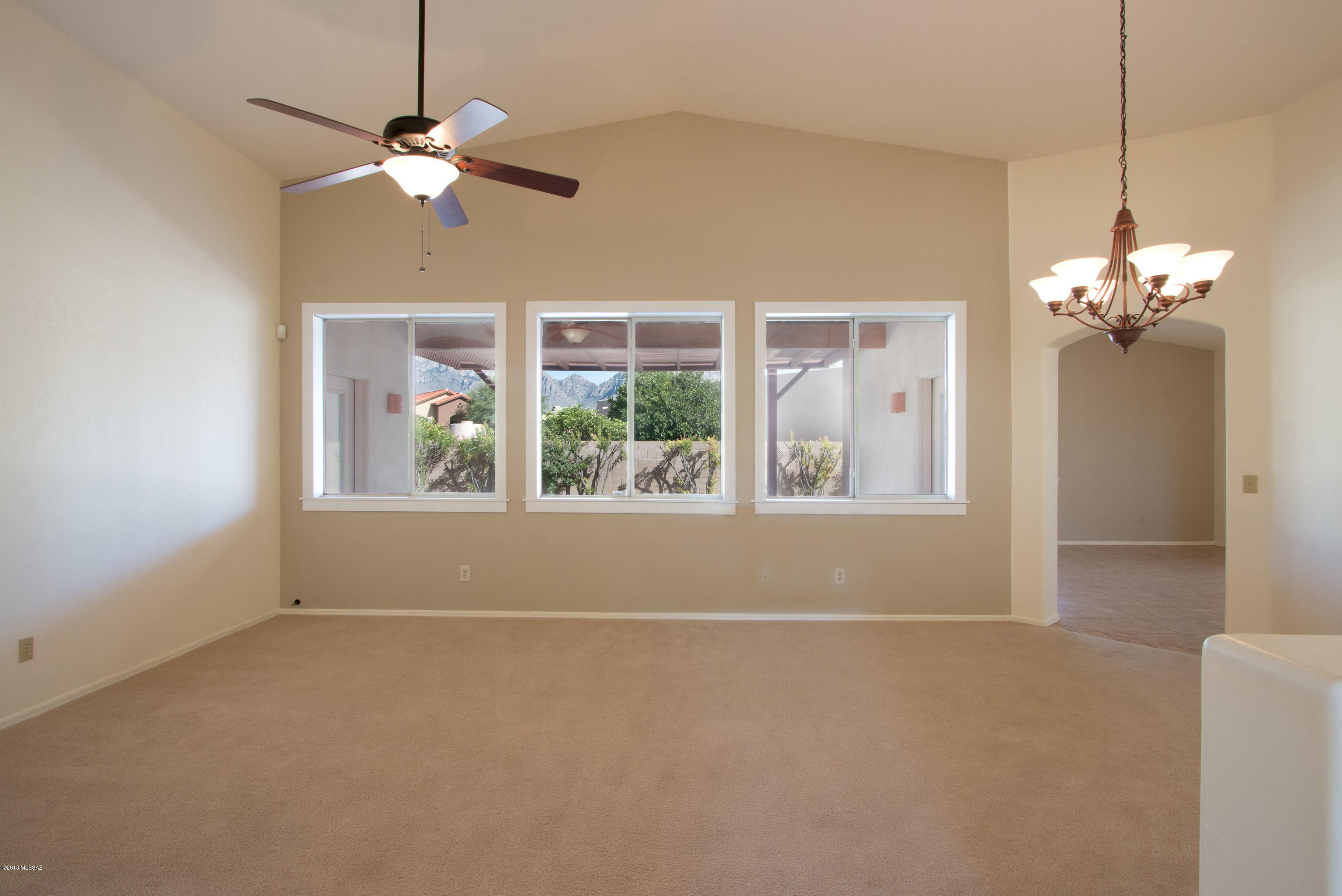 299 Ajax Peak Road Tucson, AZ 85737 - Photo 14 of 27 Gallery Image 14