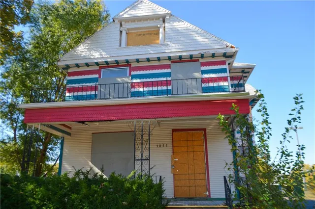 $20,900 | 1021 Southwest Polk Street, Topeka, KS 66612