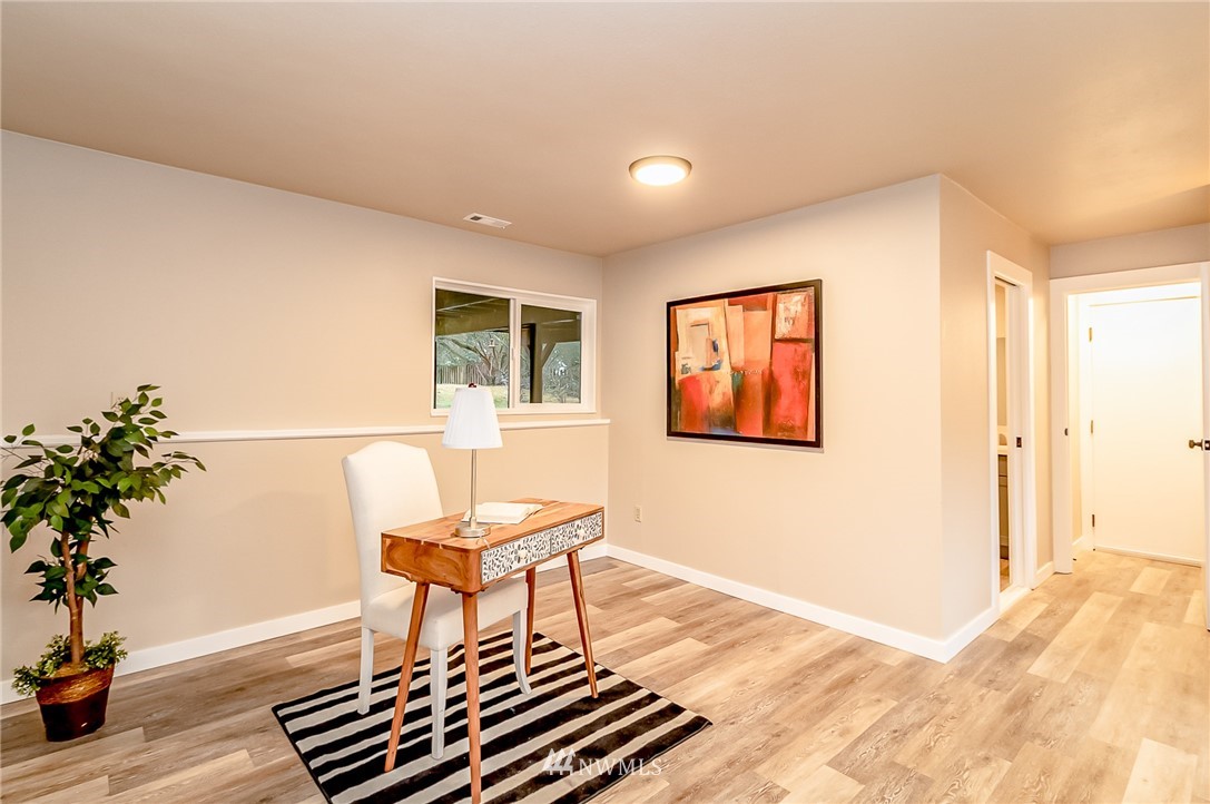 2709 Northeast 23rd Place Renton, WA 98056 - Photo 23 of 29 Gallery Image 23