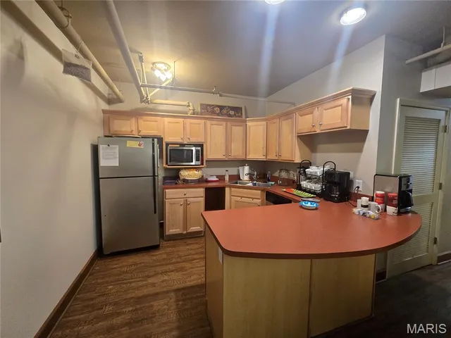 $185,000 | 1505 South Old Highway 94, Unit 205, St. Charles, MO 63303