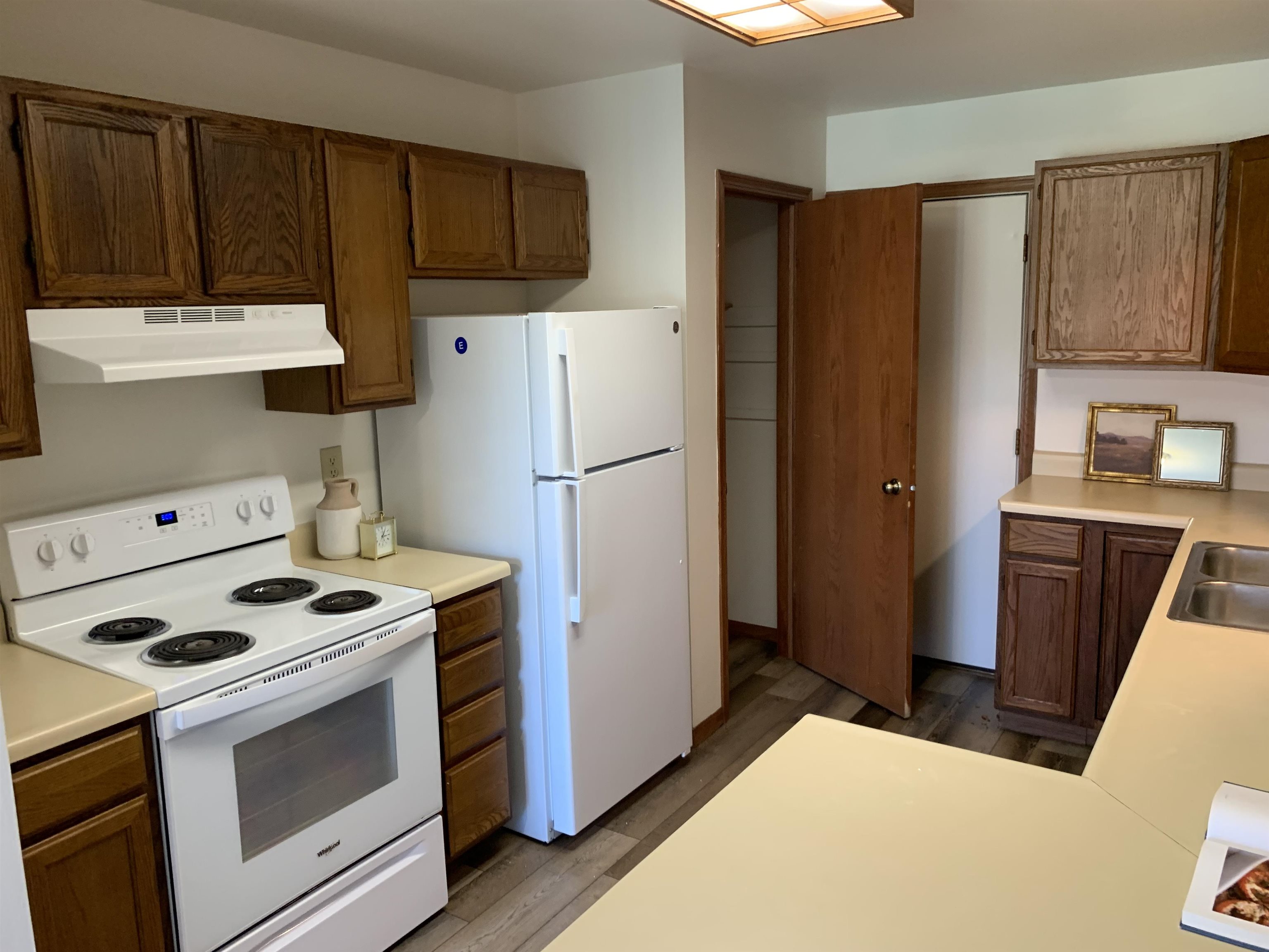 903 Clarmar Drive Sun Prairie, WI 53590 - Photo 16 of 89