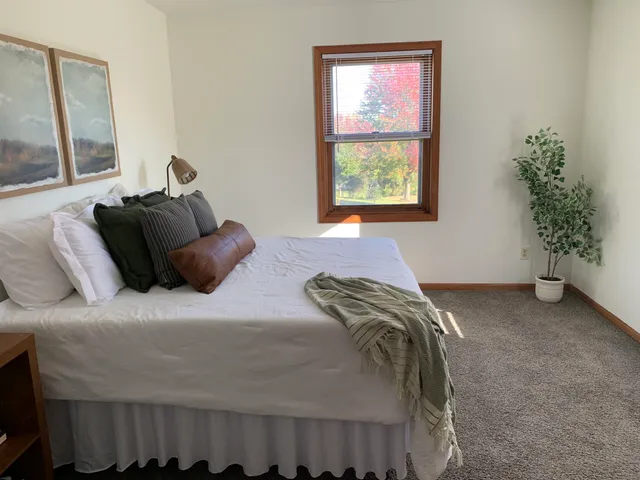 $615,000 | 903 Clarmar Drive, Sun Prairie, WI 53590