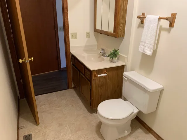 $615,000 | 903 Clarmar Drive, Sun Prairie, WI 53590