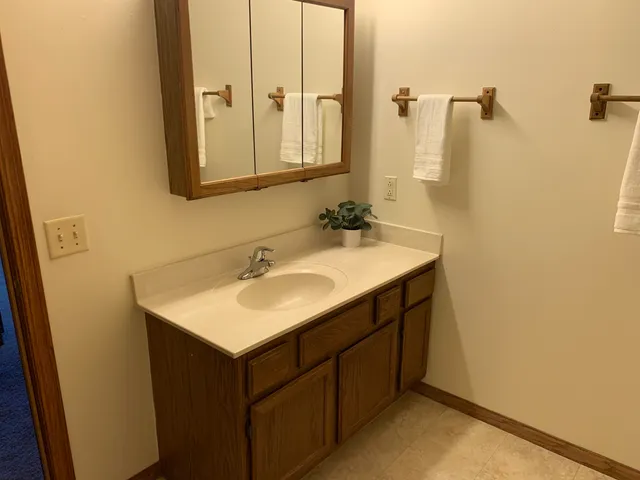 $615,000 | 903 Clarmar Drive, Sun Prairie, WI 53590