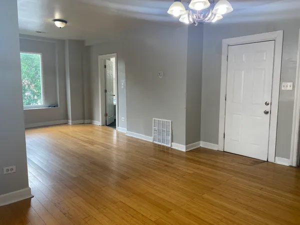 $340,000 | 4429 West Adams Street, Chicago, IL 60624