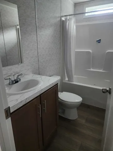 $96,406 | 32 Cassie Lane, Bennington, VT 05201