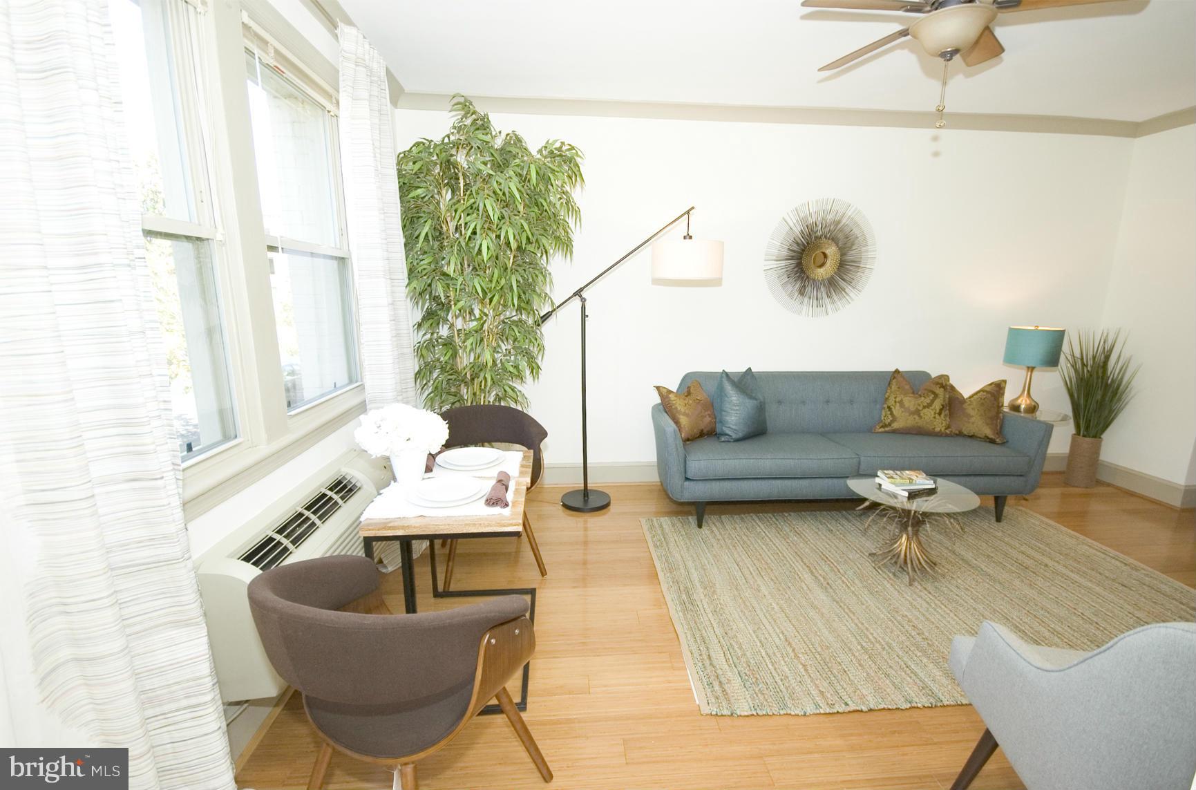 1363 K Street Southeast, Unit 103 Washington, DC 20003 - Photo 10 of 20 Great living dining combination