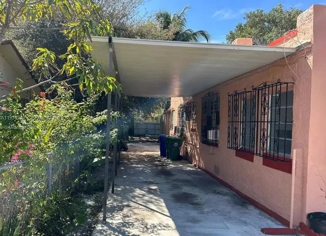 $460,000 | 1328 Northwest 31st Street, Miami, FL 33142