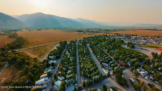 $199,000 | 216 Oxbow Drive, Thayne, WY 83127