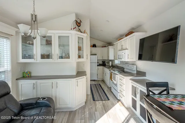 $199,000 | 216 Oxbow Drive, Thayne, WY 83127