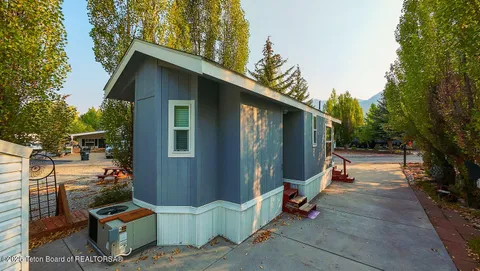 $199,000 | 216 Oxbow Drive, Thayne, WY 83127