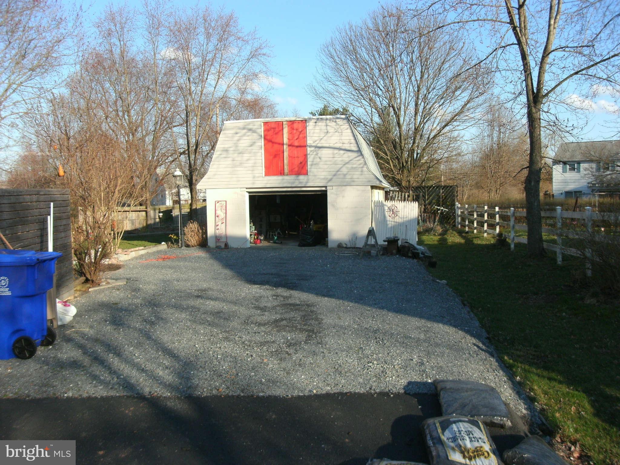 17313 Fletchall Road Poolesville, MD 20837 - Photo 2 of 20 Exterior (Rear)