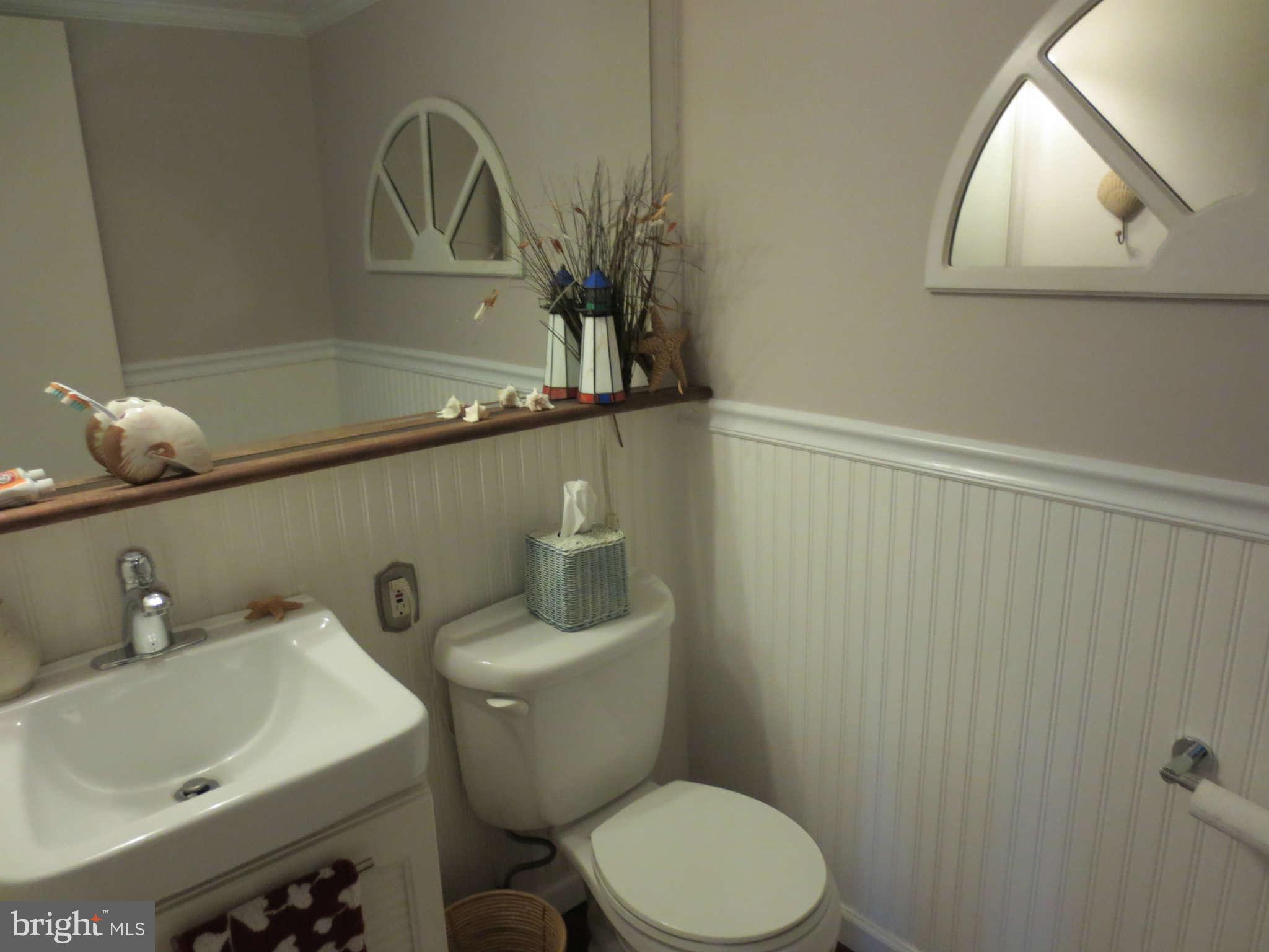 17313 Fletchall Road Poolesville, MD 20837 - Photo 14 of 20 Bath