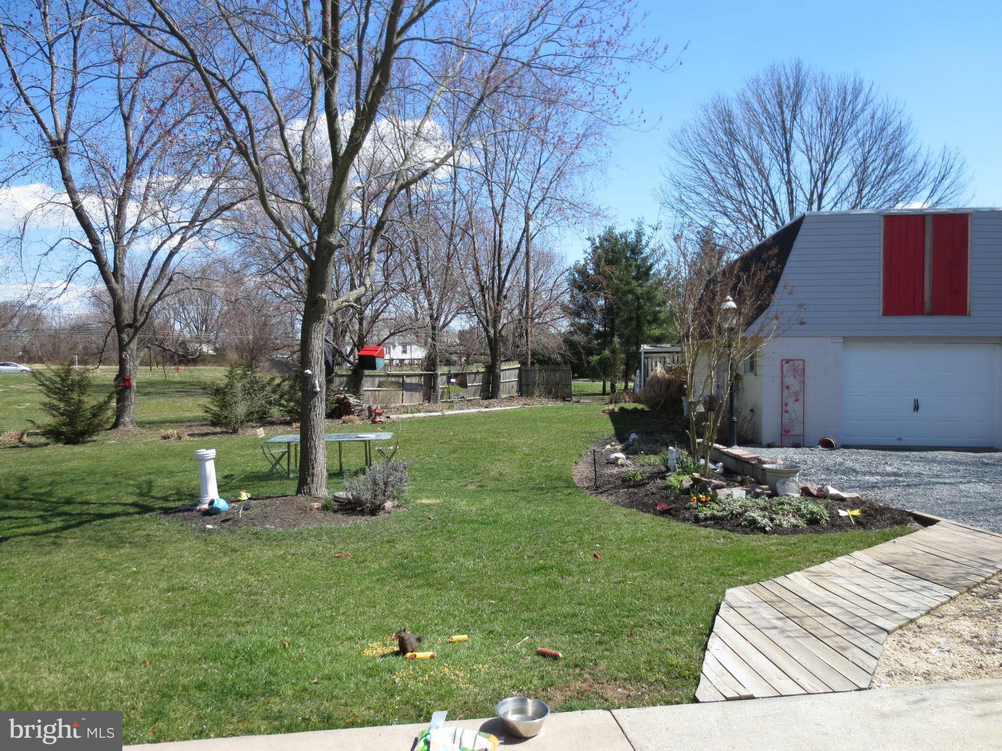 17313 Fletchall Road Poolesville, MD 20837 - Photo 20 of 20 Exterior (Rear)