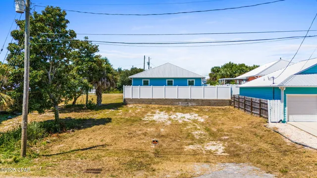 $234,900 | 201 Lahan Boulevard, Panama City Beach, FL 32413