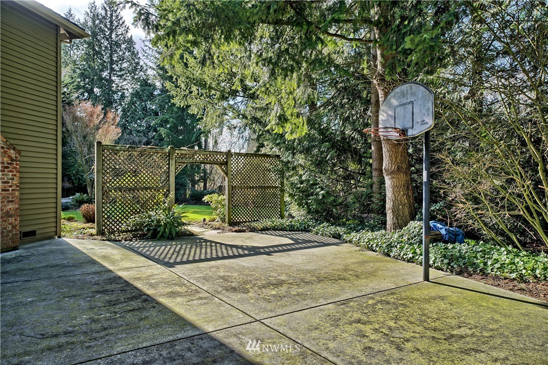 18606 28th Avenue Southeast Bothell, WA 98012 - Photo 22 of 25