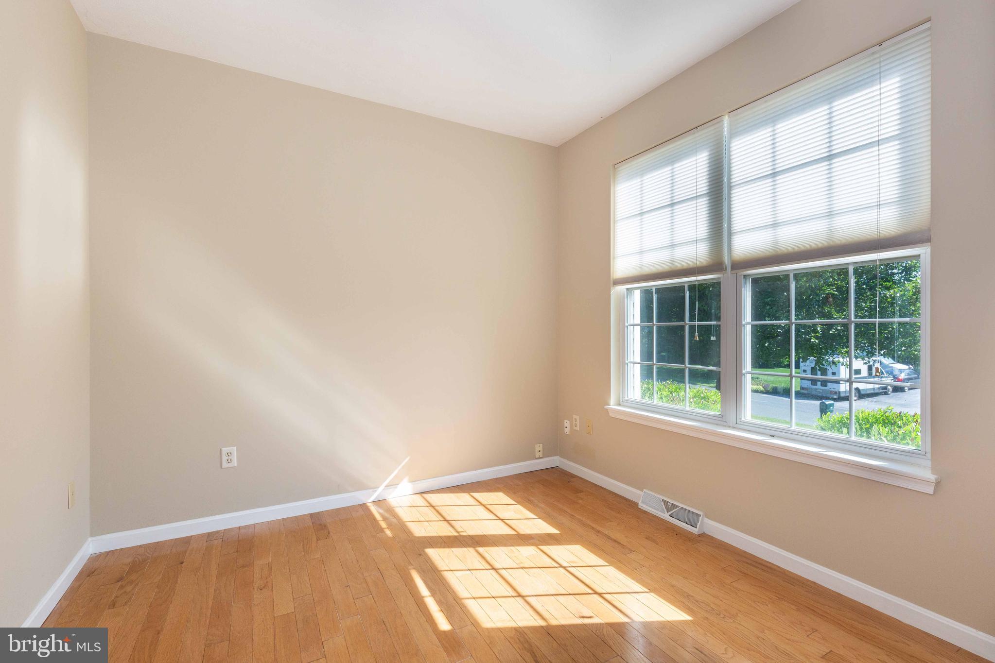 1193 Larkspur Road Westminster, MD 21157 - Photo 11 of 42 Office