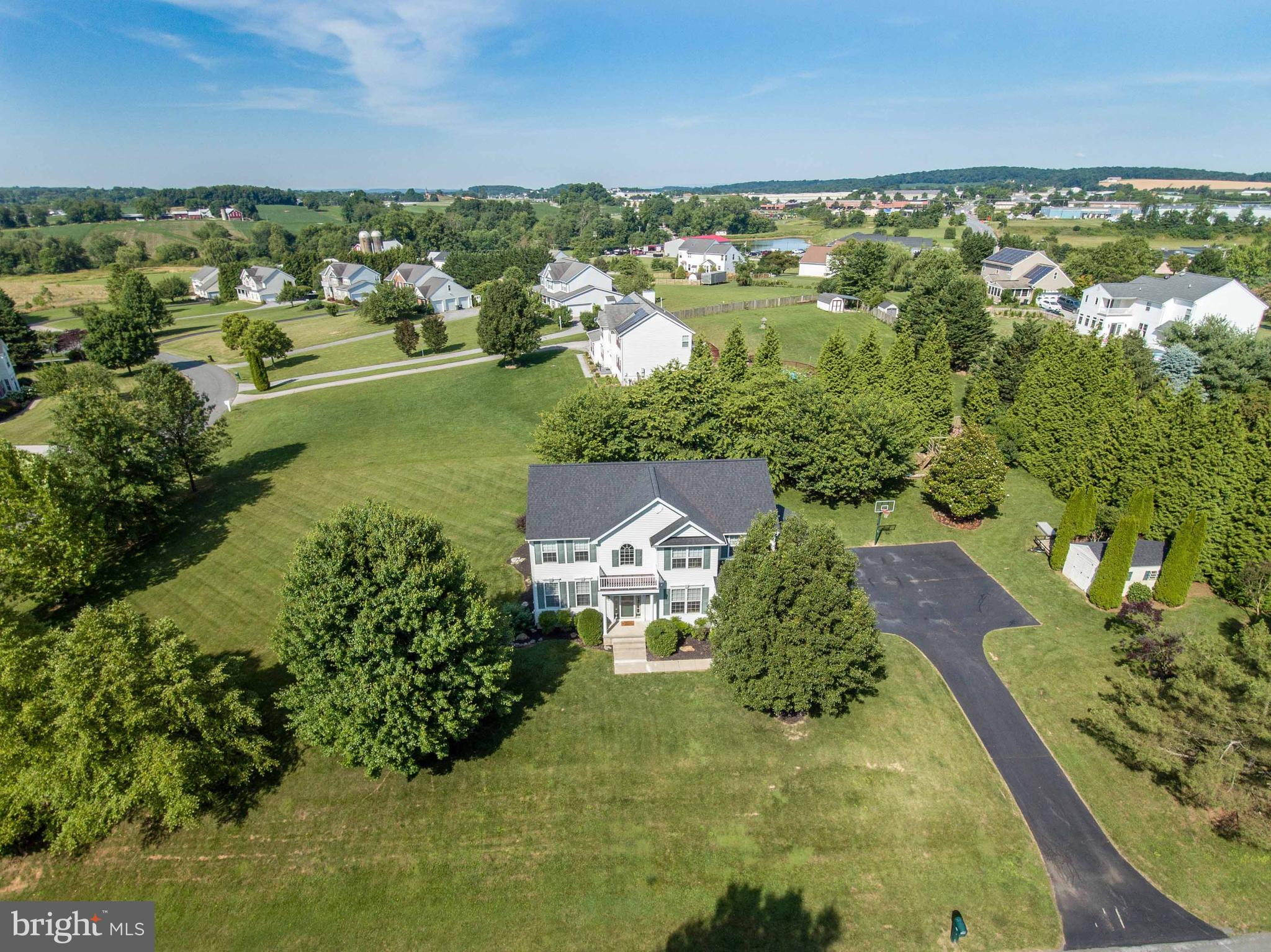 1193 Larkspur Road Westminster, MD 21157 - Photo 3 of 42 Beautifully situated on around 1 acre of land