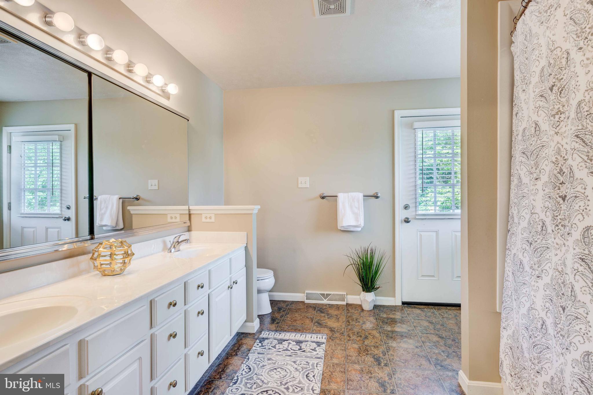 1193 Larkspur Road Westminster, MD 21157 - Photo 28 of 42 Master Bath