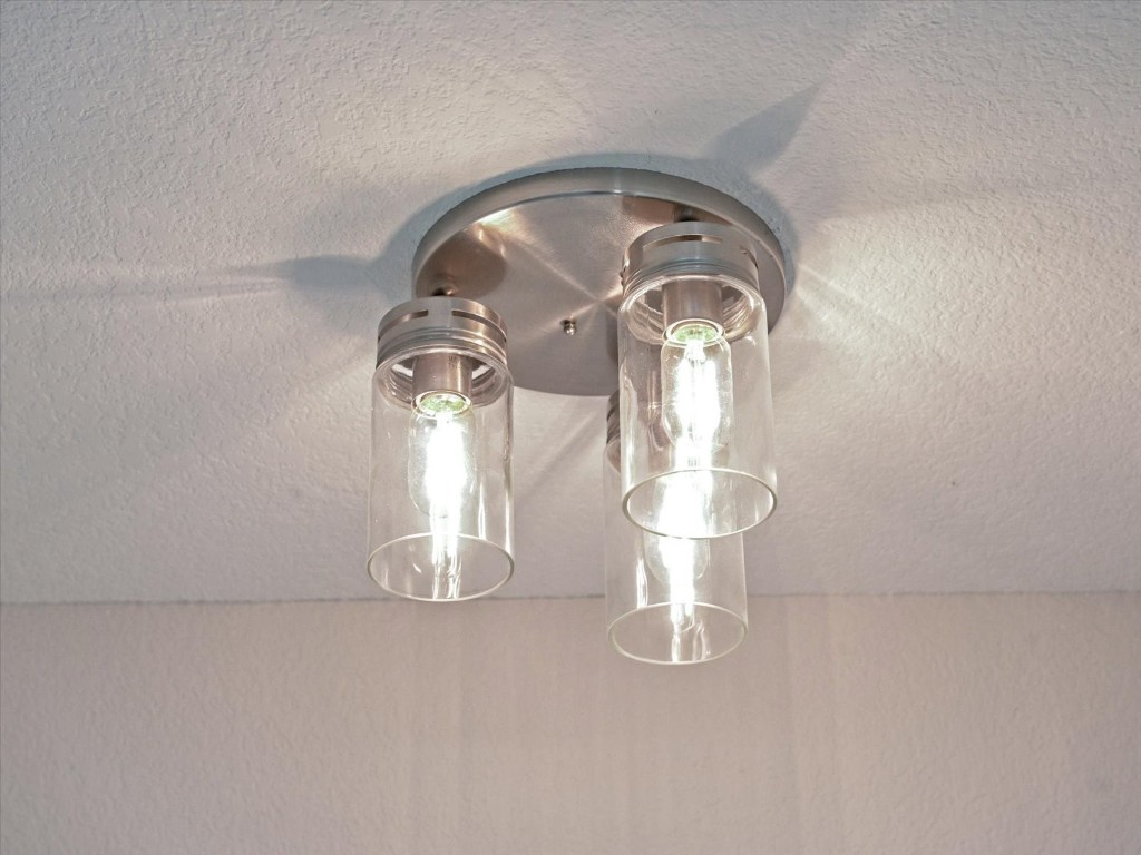 17816 Cutback Drive Manor, TX 78653 - Photo 23 of 28 a close view of water heater on a door