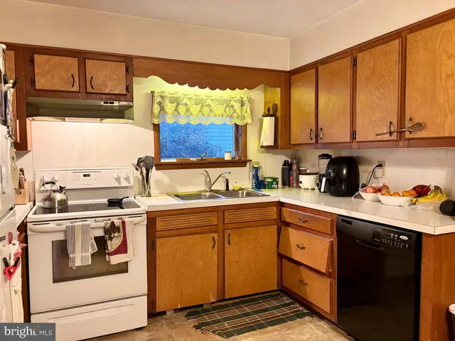 $199,000 | 133 Black Street, Howard, PA 16841