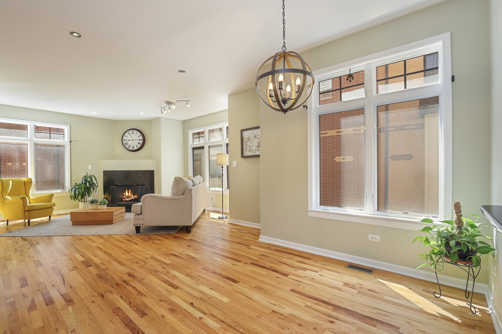 1029 Baldwin Lane Oak Park, IL 60302 - Photo 12 of 38