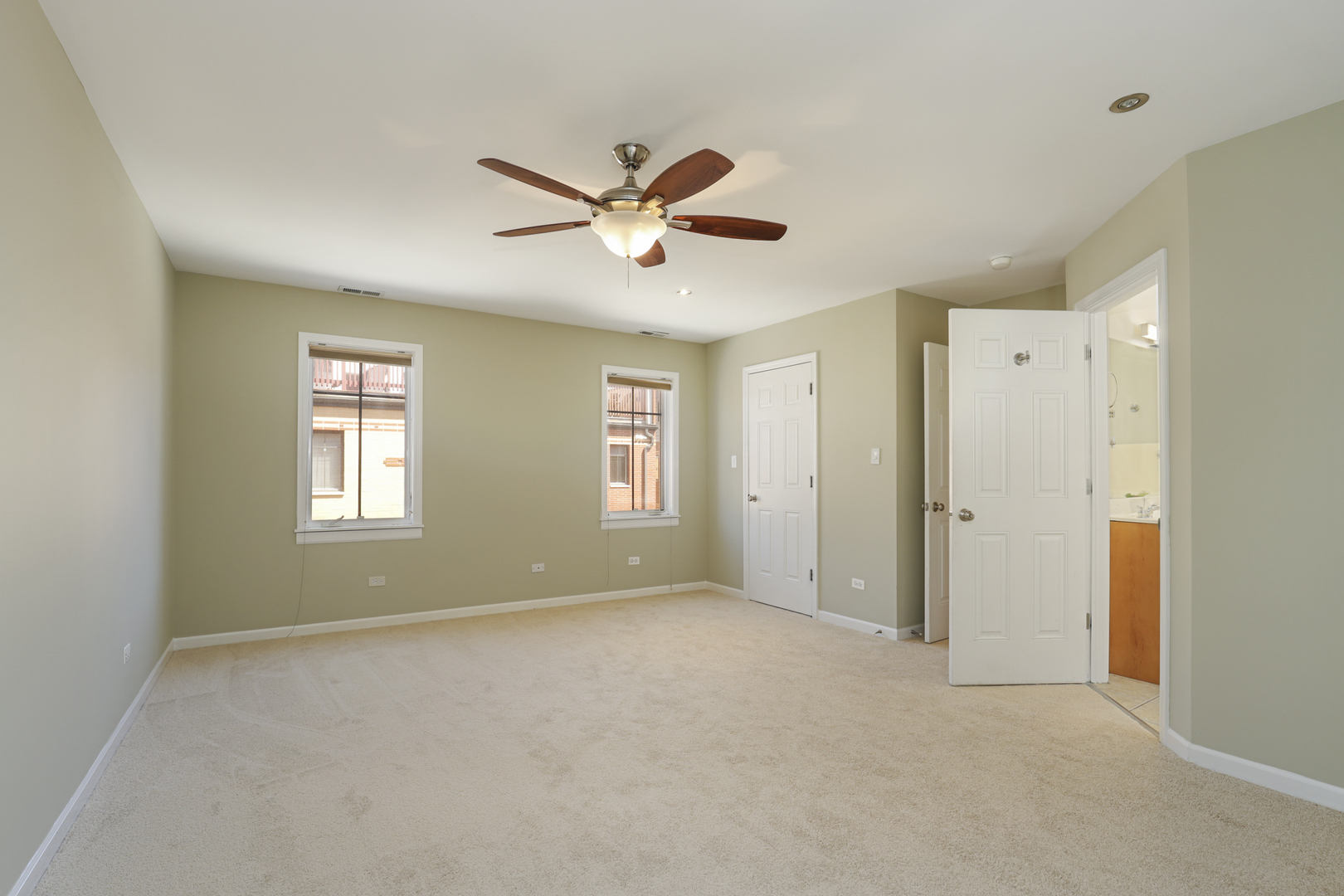 1029 Baldwin Lane Oak Park, IL 60302 - Photo 20 of 38