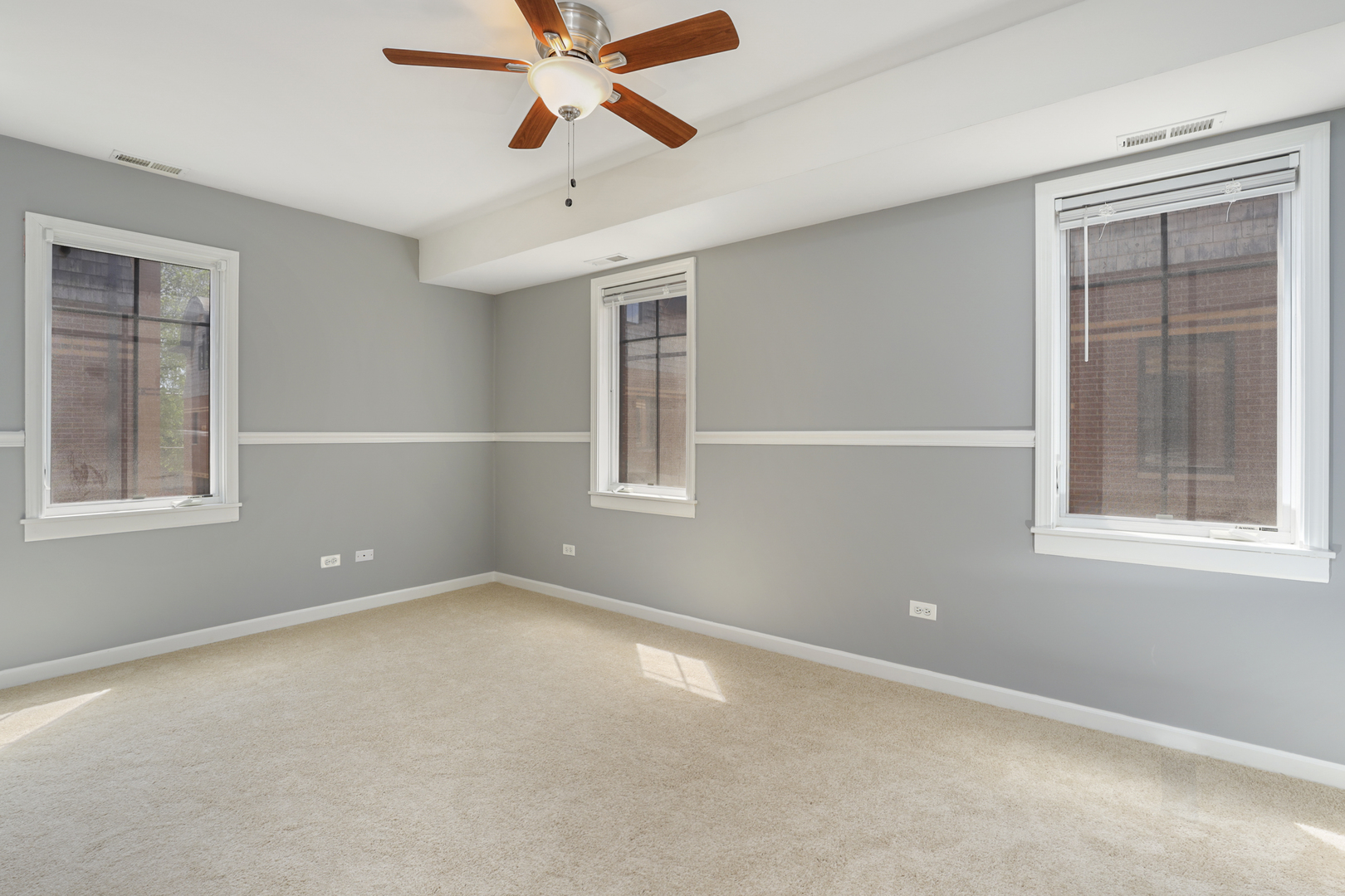 1029 Baldwin Lane Oak Park, IL 60302 - Photo 24 of 38