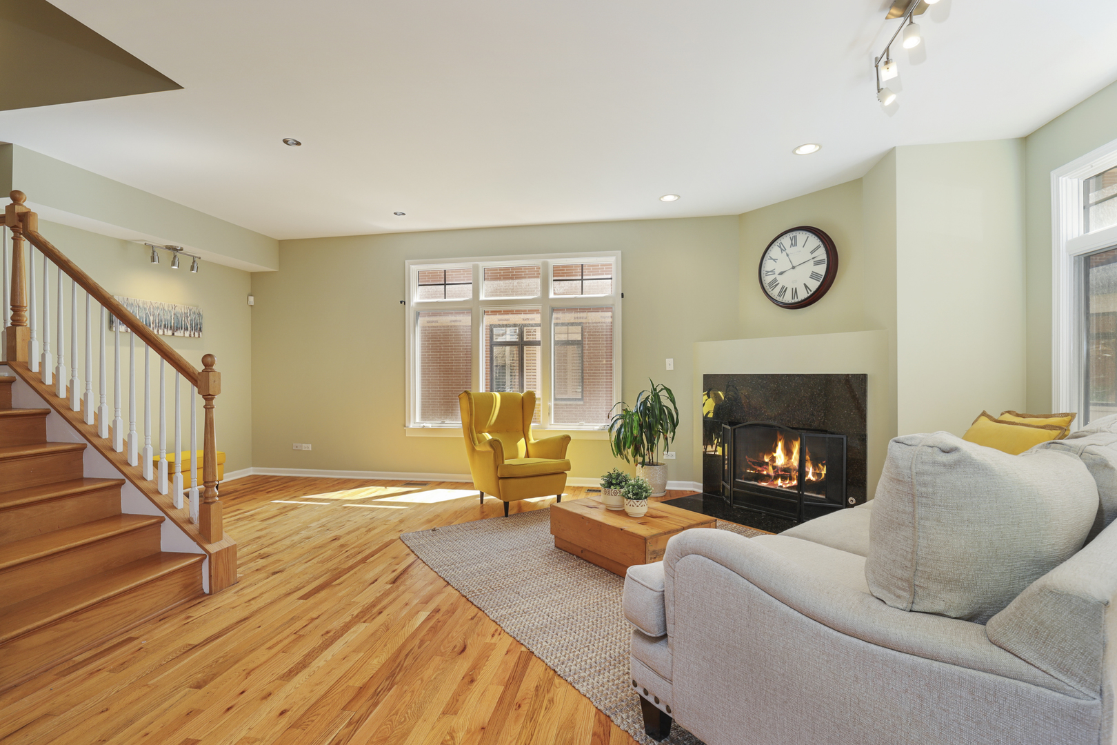 1029 Baldwin Lane Oak Park, IL 60302 - Photo 10 of 38