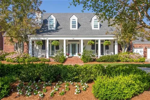 $565,000 | 12 Muirfield Drive, Laplace, LA 70068