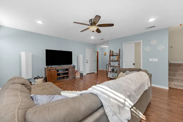 $299,998 | 416 Eisenhower Drive, Crestview, FL 32539